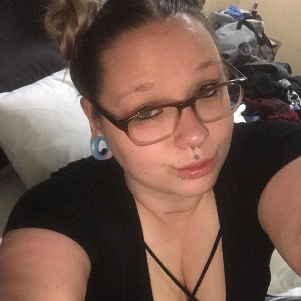 Meet your Posher, Sara